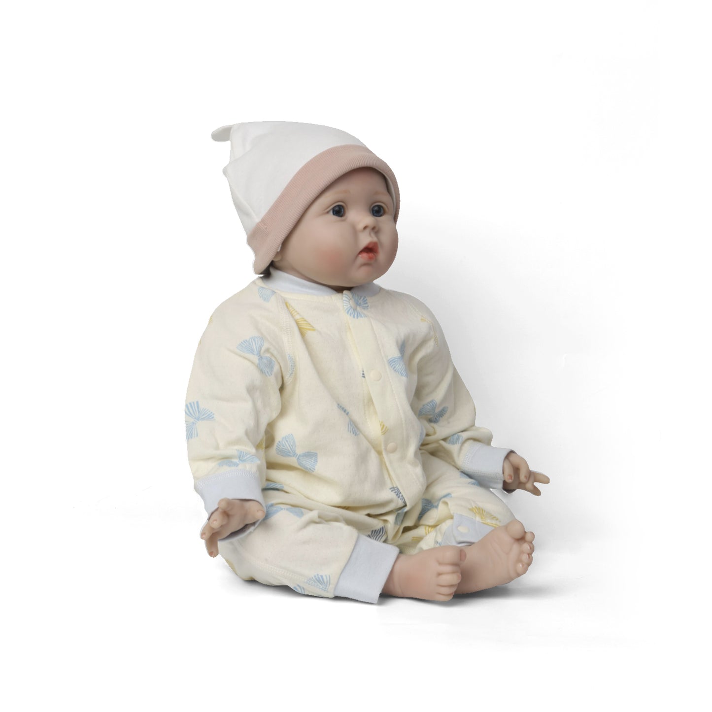 mliinjoy Realistic Baby Doll Toy – Lifelike Plastic Character Doll with Outfit and Hat for Kids’ Pretend Play