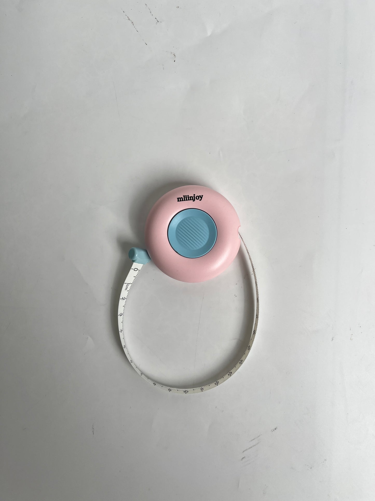 mliinjoy Pocket Tape Measure Stationery - Soft Pink & Blue Retractable Sewing Tape, Compact 60-inch Measuring Tool for Crafting, Tailoring & Everyday Use
