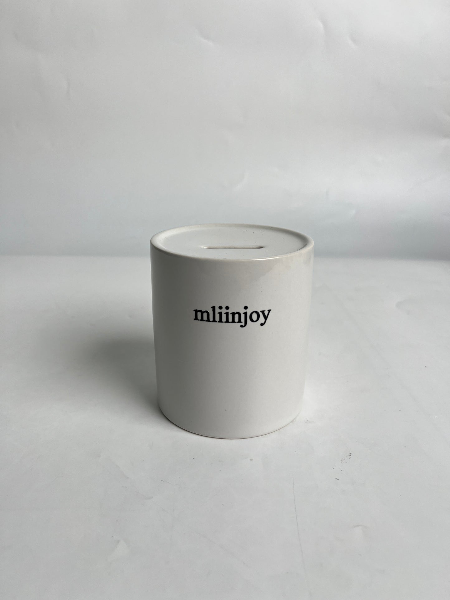 mliinjoy Minimalist Ceramic Piggy Bank - Sleek White Savings Jar with Coin Slot, Modern Money Box for Home & Office Decor (Lead-Free Glaze)