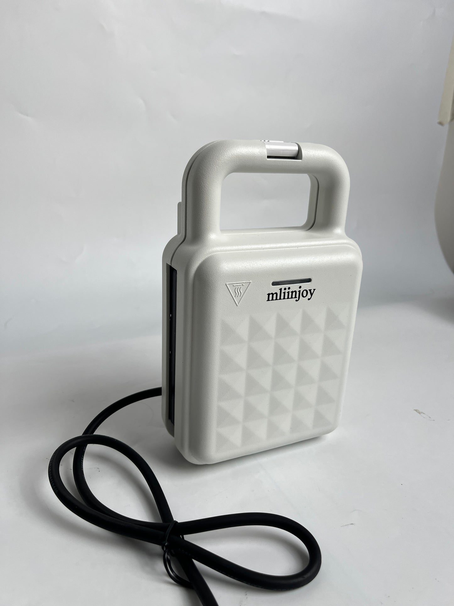 mliinjoy Compact Sandwich and Bread Maker – Nonstick Electric Breakfast Grill with Dual-Sided Heating