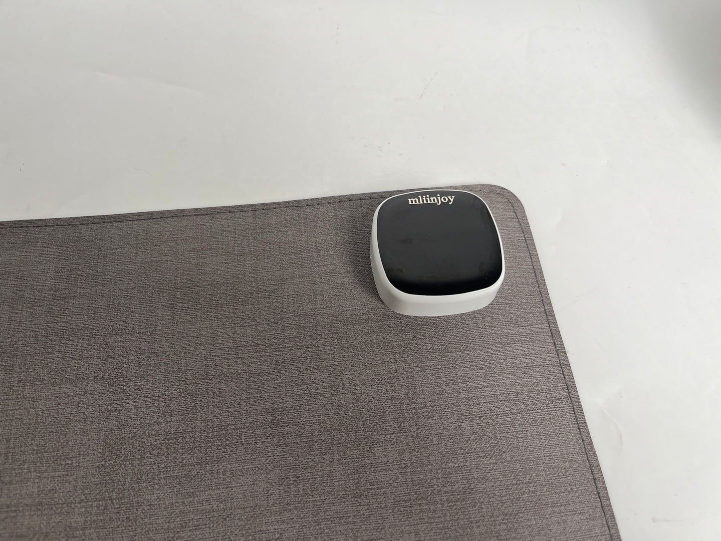 mliinjoy Desk mats - Food Warming Pad - Desktop Food Warmer for Meals, Slim Office Heating Mat with One-Touch Control, Portable Mini Plate Warmer (Gray)