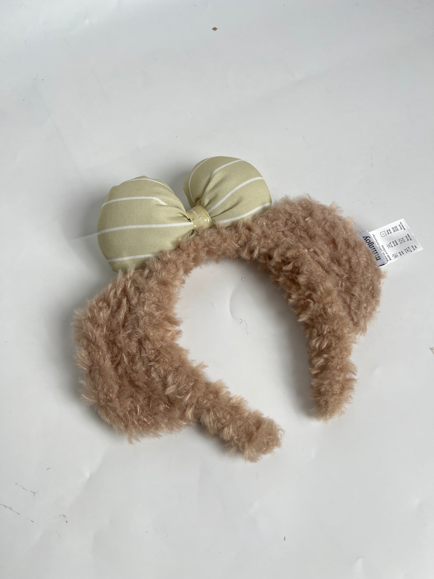mliinjoy Plush Bow Headband – Soft Fuzzy Hair Accessory for Girls, Makeup, or Costume Wear