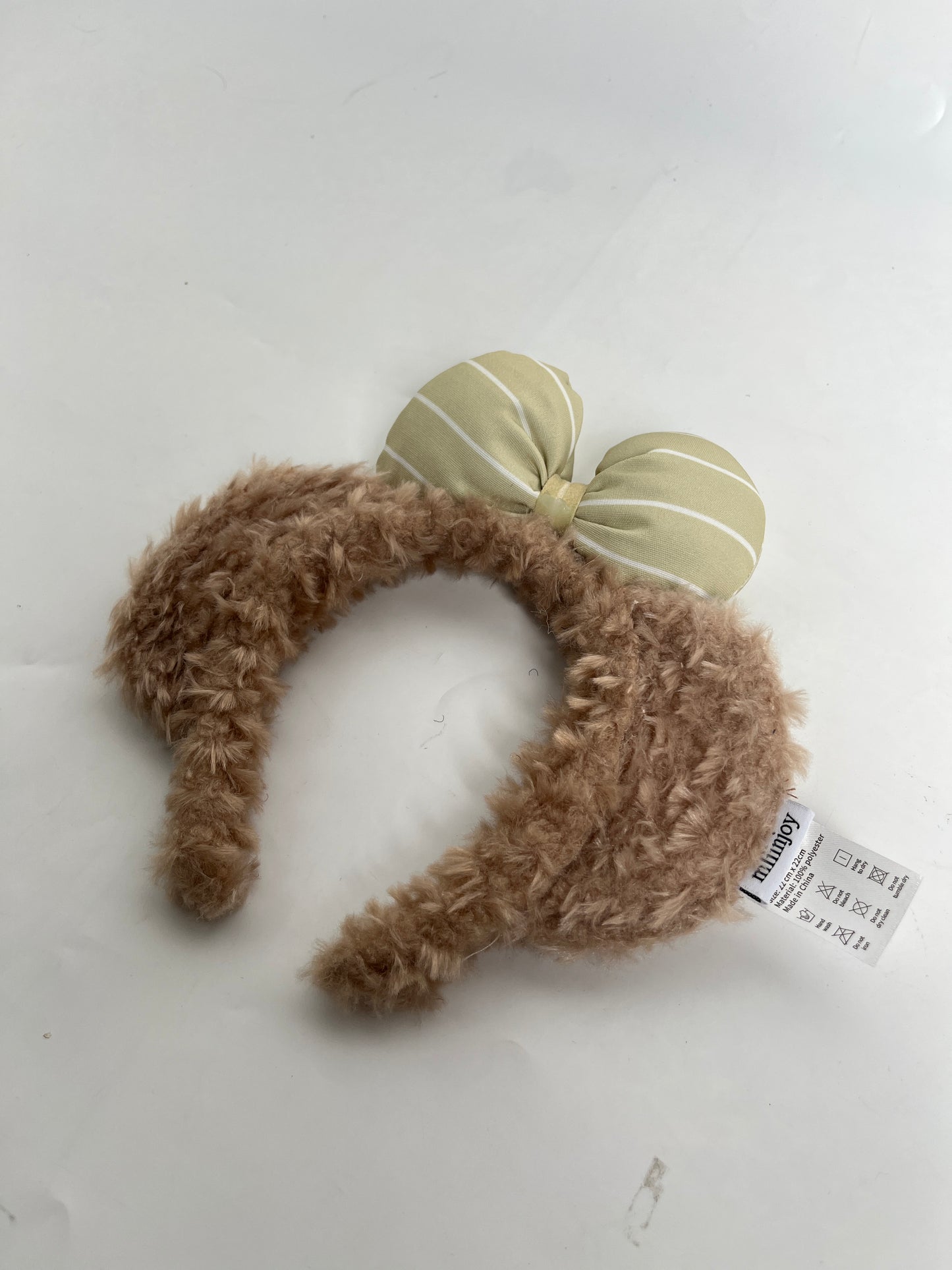 mliinjoy Plush Bow Headband – Soft Fuzzy Hair Accessory for Girls, Makeup, or Costume Wear