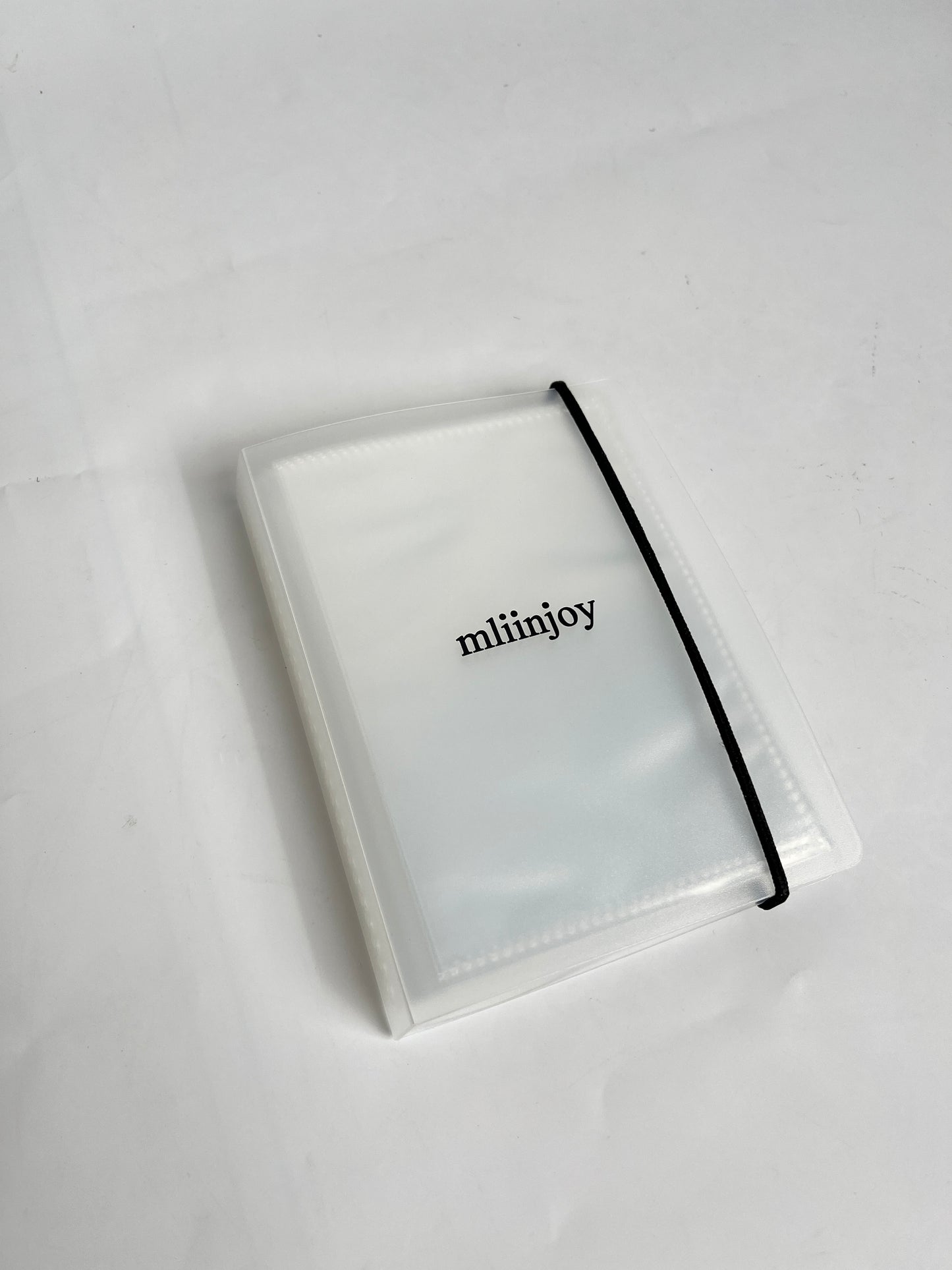 mliinjoy Frosted Photo Album with Elastic Band - Minimalist Memory Keeper, Sleek Matte Cover for 4x6 & 5x7 Photos, Premium Scrapbook & Wedding Album