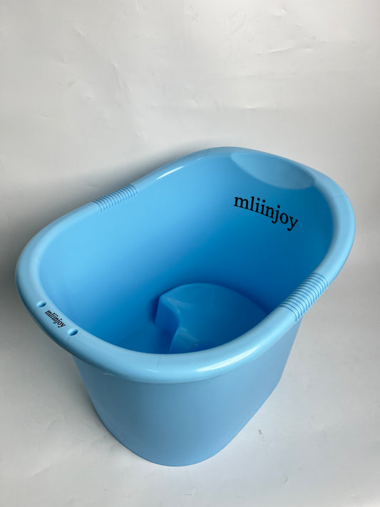 mliinjoy Portable Soaking Bathtub – Compact Plastic Bath Basin for Adults and Kids