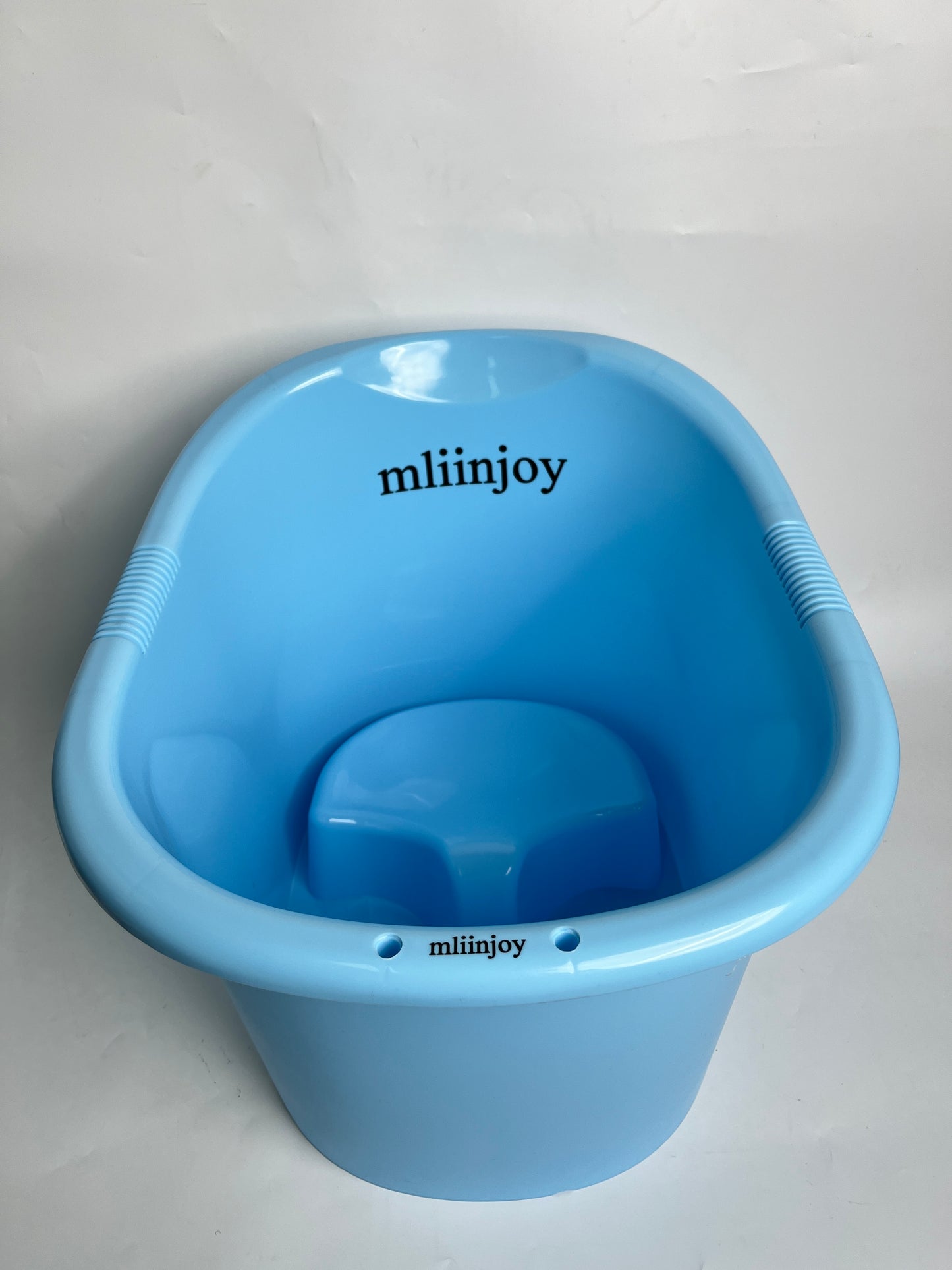 mliinjoy Portable Soaking Bathtub – Compact Plastic Bath Basin for Adults and Kids