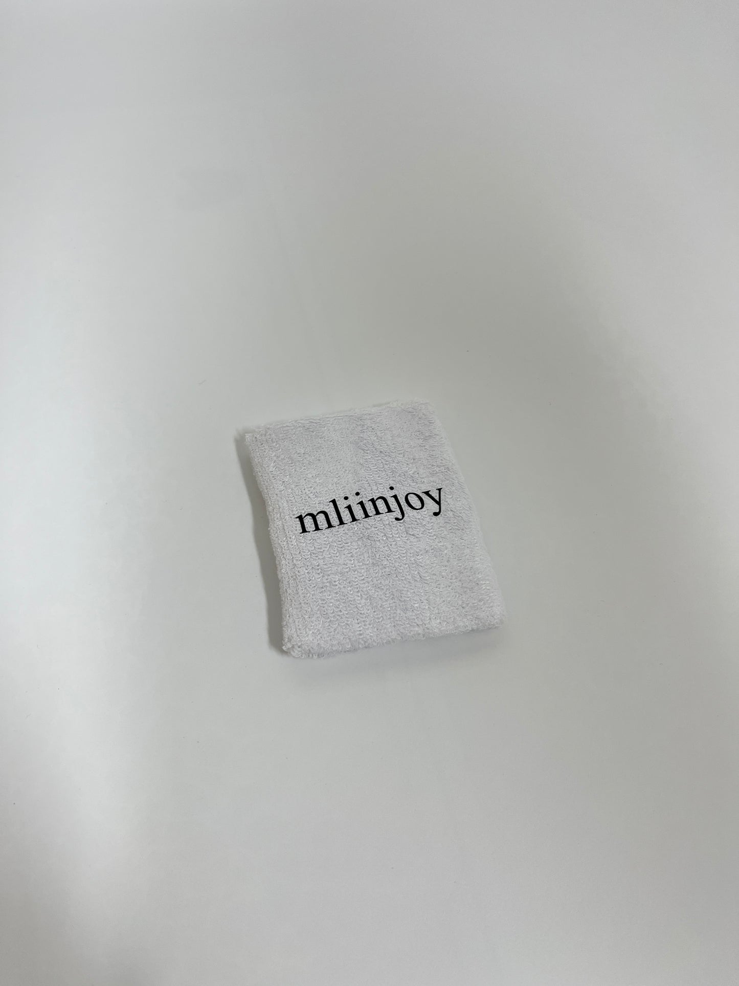 mliinjoy Terry Cloth Sweat Wristband – Soft Stretchy Sports Wrist Band for Gym, Running, and Yoga (White)