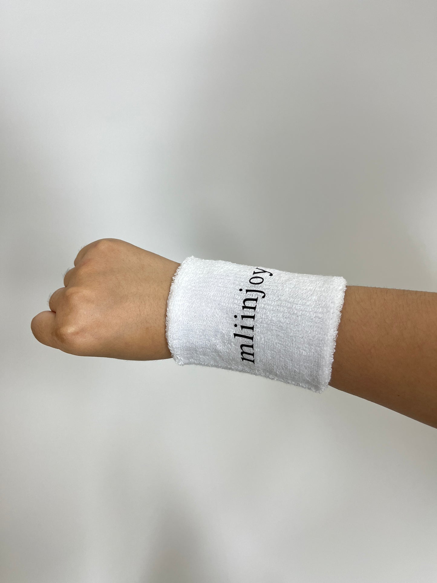 mliinjoy Terry Cloth Sweat Wristband – Soft Stretchy Sports Wrist Band for Gym, Running, and Yoga (White)