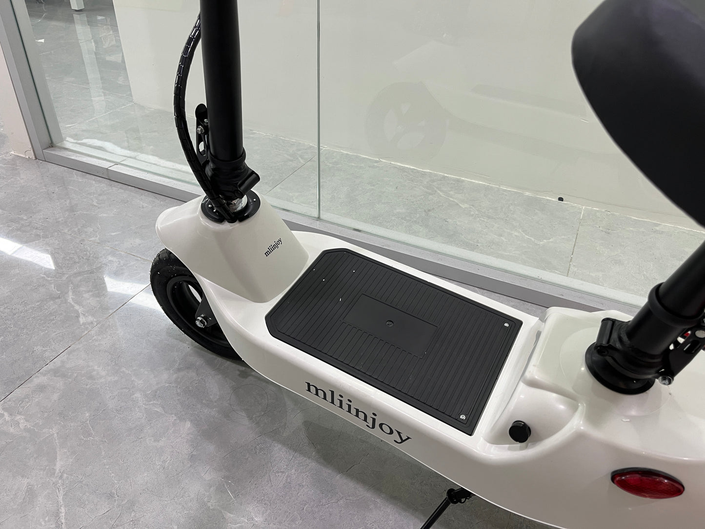 mliinjoy Electric Mobility Scooter – Foldable Seated Ride-On Scooter for Adults with LED Headlight & Rear Brake