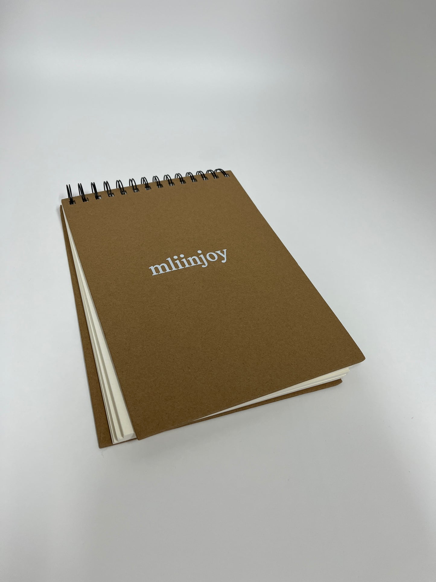 mliinjoy Spiral Kraft Notebook – Blank Drawing & Writing Pad with Eco-Friendly Cover for School, Office, or Art Use