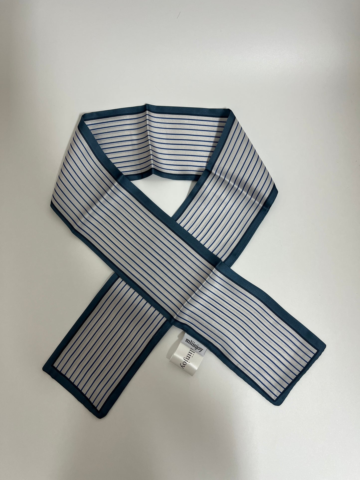 mliinjoy Striped Satin Scarf – Lightweight Fashion Neck Scarf for Women and Men (Navy Trim)