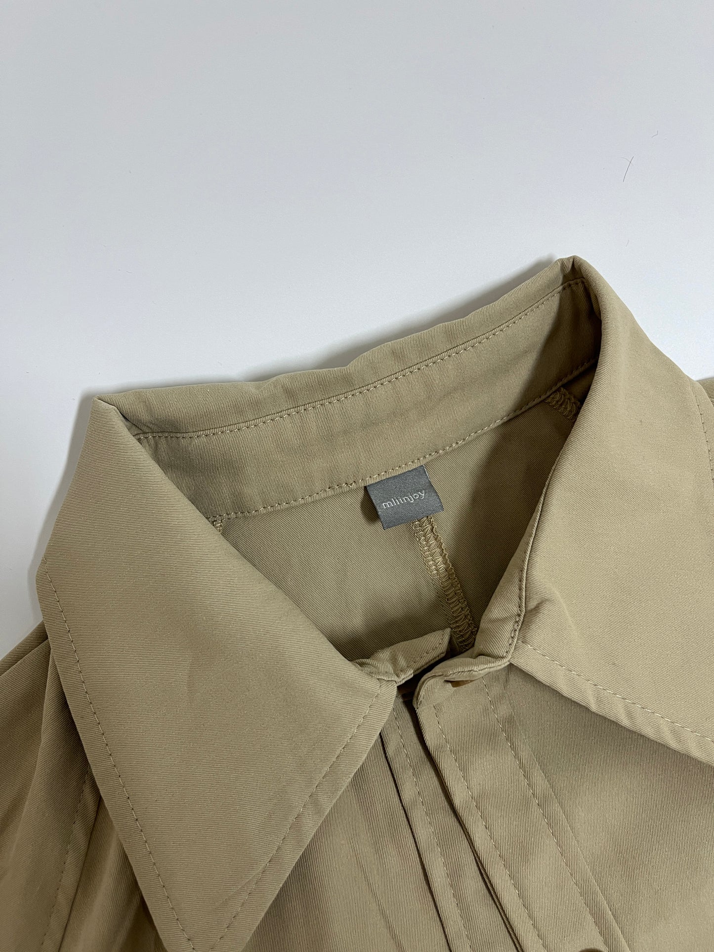 mliinjoy Unisex Lightweight Trench Coat – Minimalist Windbreaker Jacket with Button Front (Khaki)