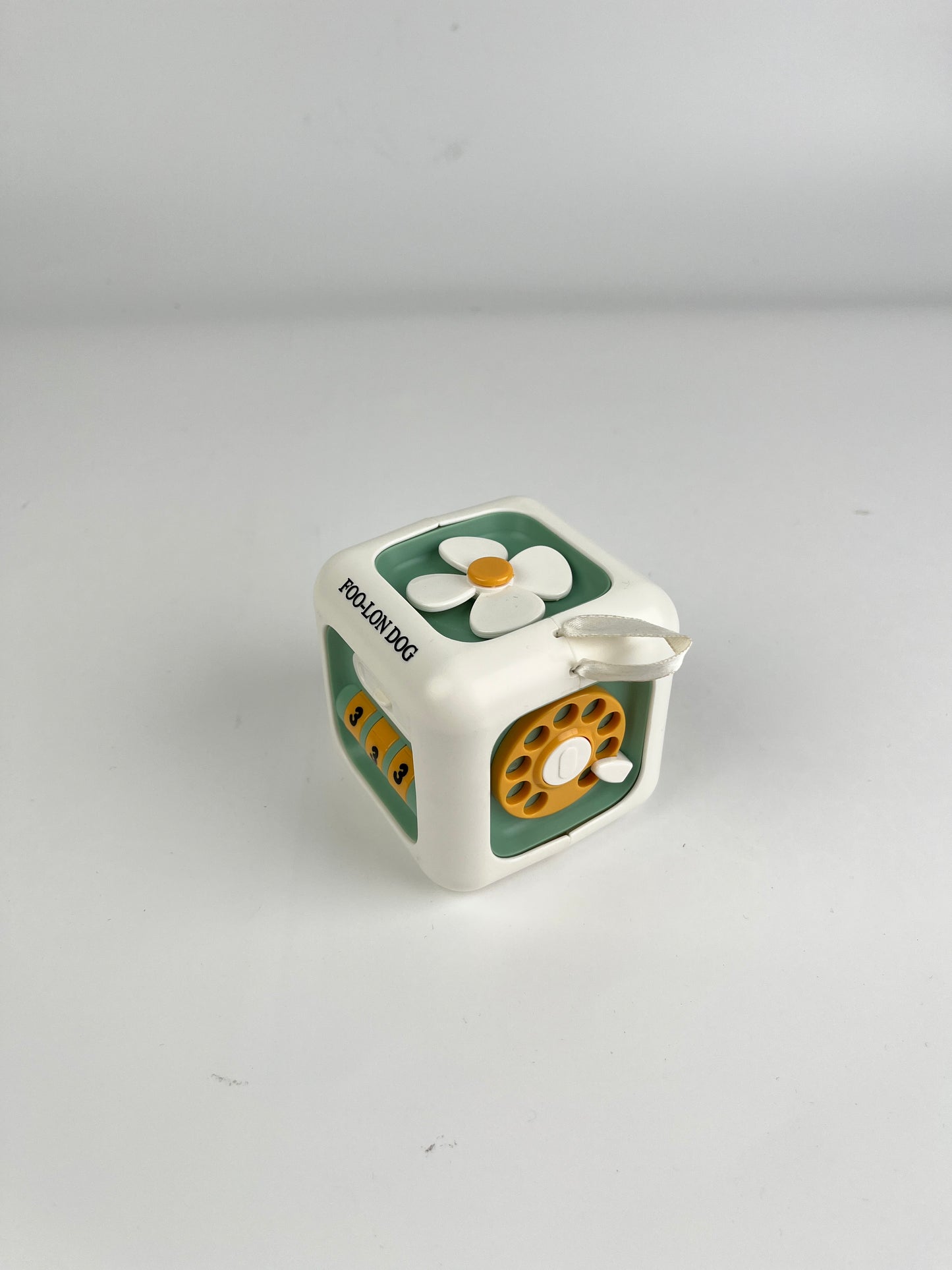 FOO-LON DOG Fidget Cube Toy – Multifunctional Stress Relief Plastic Toy for Kids & Adults