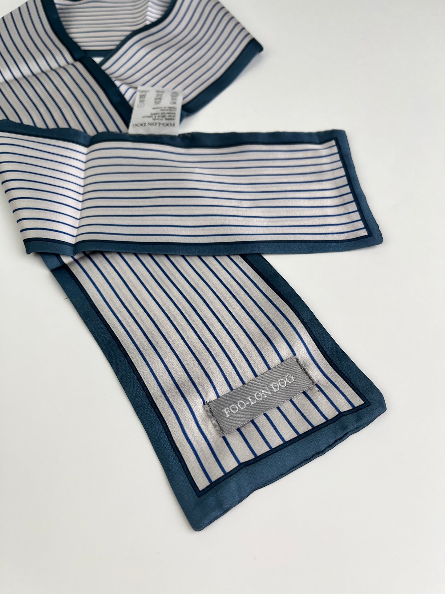 FOO-LON DOG Elegant Stripe Scarf – Lightweight Satin Neck Scarf for Women & Men