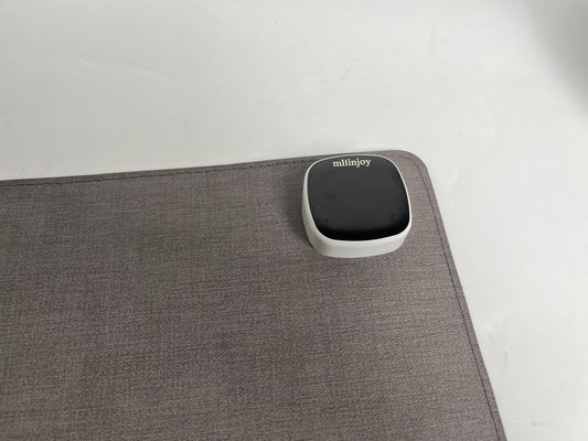 mliinjoy Desk mats - Food Warming Pad - Desktop Food Warmer for Meals, Slim Office Heating Mat with One-Touch Control, Portable Mini Plate Warmer (Gray)
