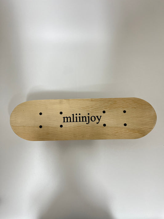 mliinjoy Beginner Mini Skateboard – Wooden Cruiser Board with Red Wheels for Kids and Young Riders
