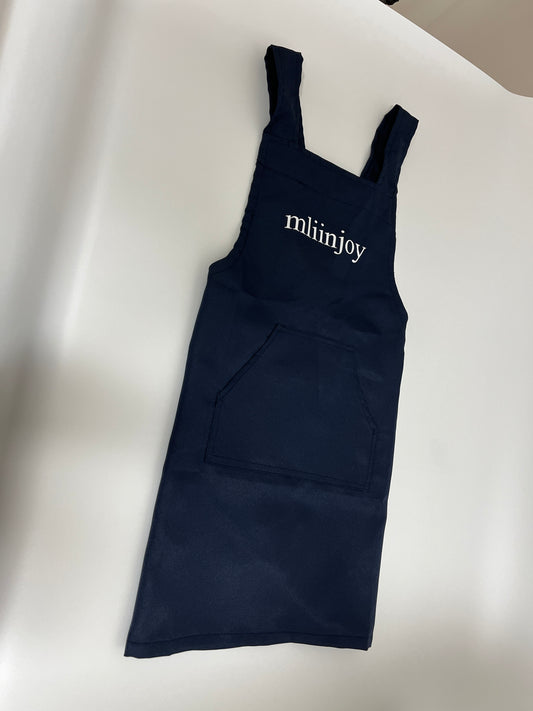 mliinjoy Classic Kitchen Apron with Front Pocket – Adjustable Cooking and Craft Apron (Navy Blue)