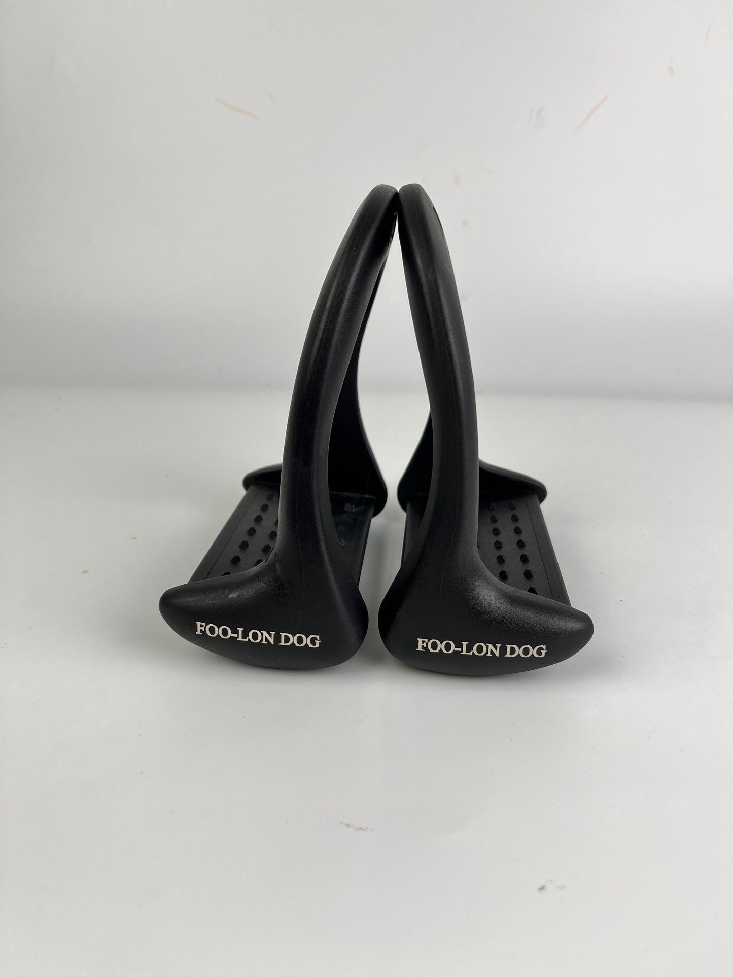 FOO-LON DOG Ergonomic Horse Stirrups – Lightweight Anti-Slip Equestrian Saddle Stirrups for English & Western Riding