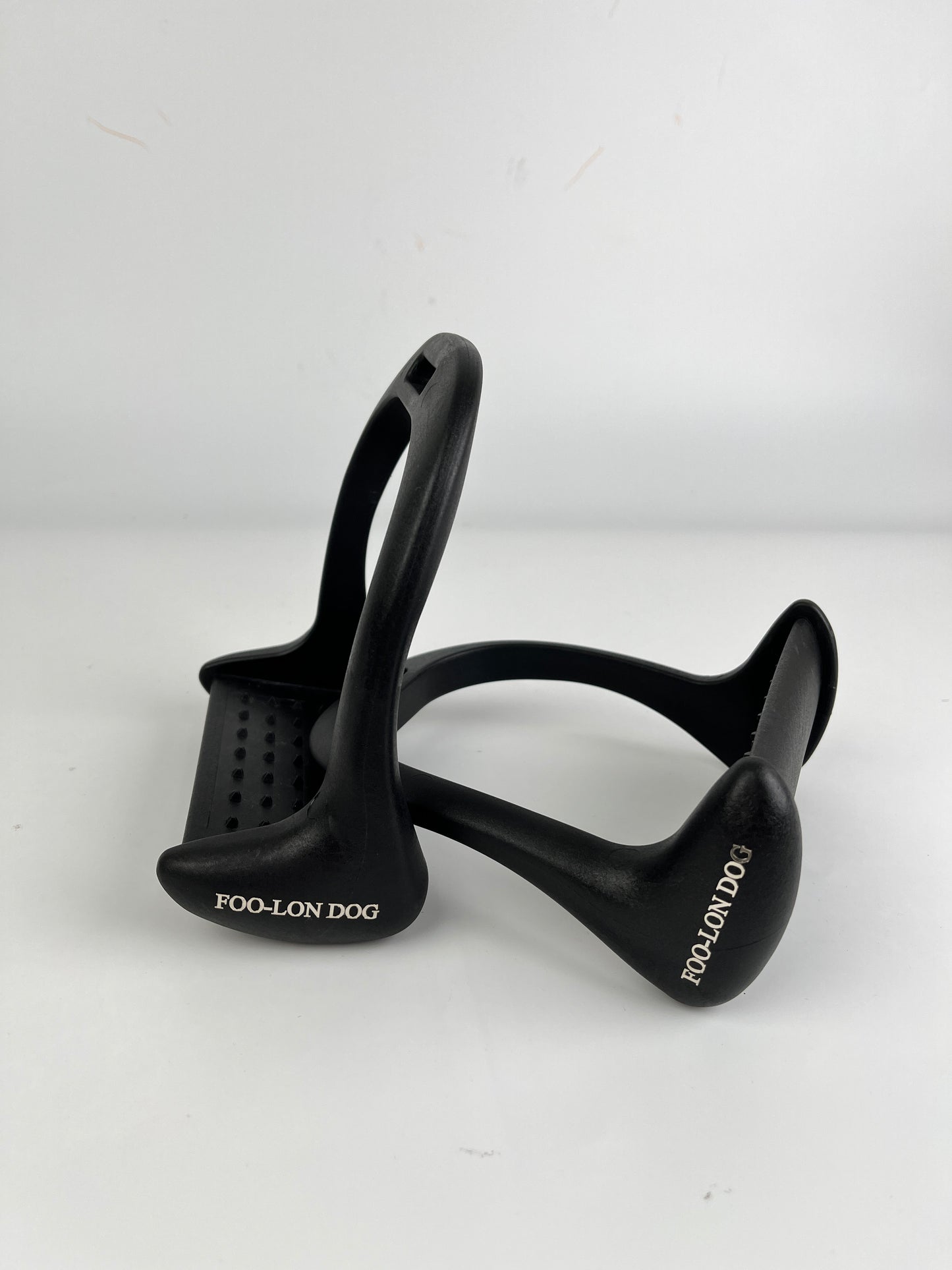 FOO-LON DOG Ergonomic Horse Stirrups – Lightweight Anti-Slip Equestrian Saddle Stirrups for English & Western Riding