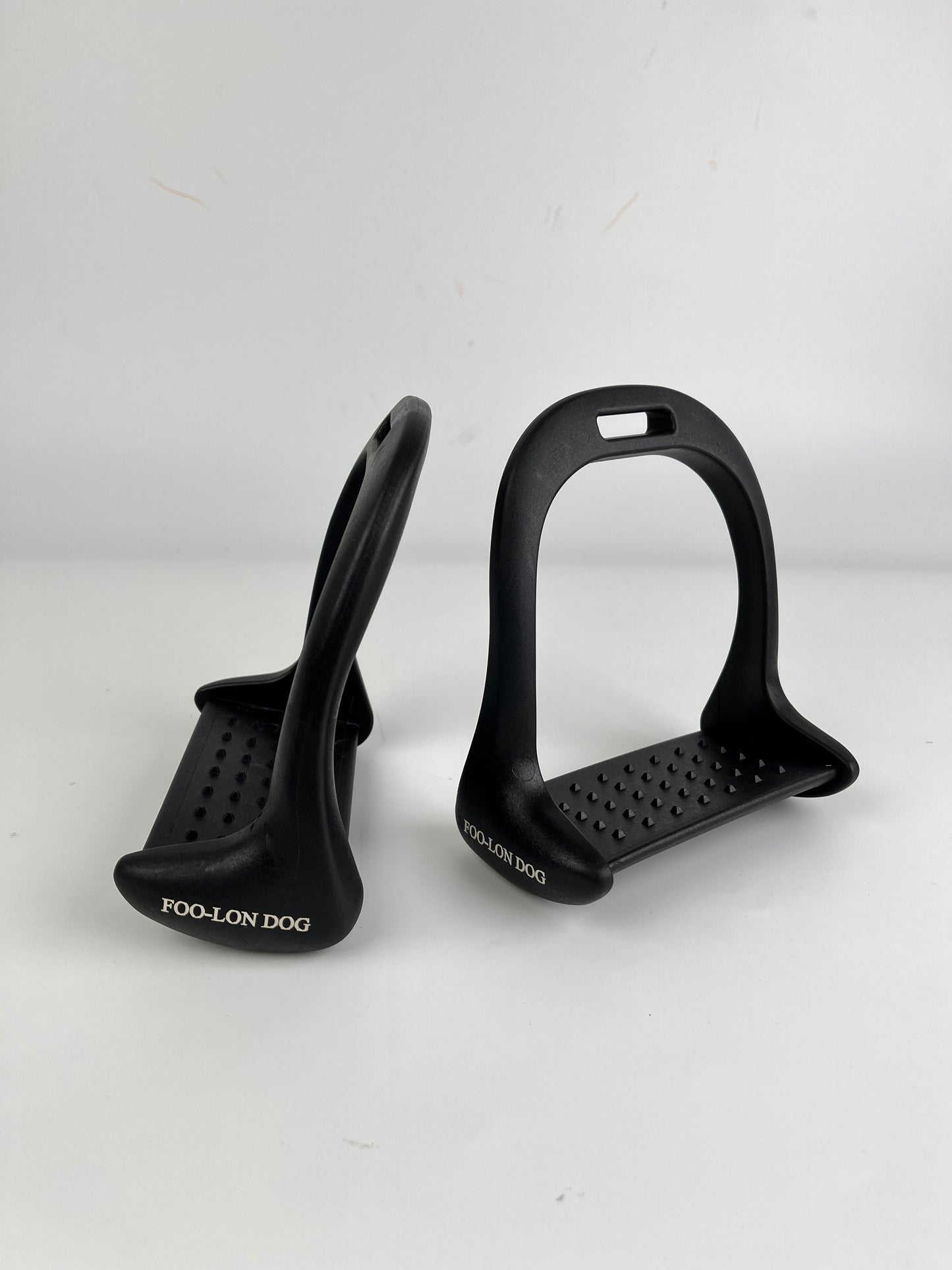 FOO-LON DOG Ergonomic Horse Stirrups – Lightweight Anti-Slip Equestrian Saddle Stirrups for English & Western Riding