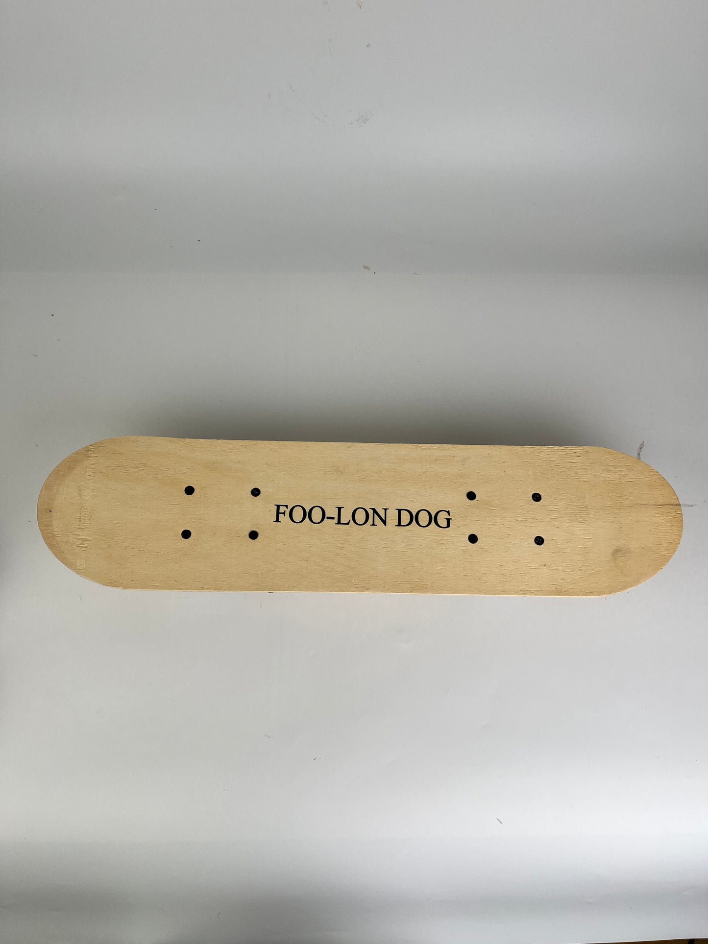 FOO-LON DOG Classic Wooden Skateboard Deck – Durable Maple Board for Beginners & Skate Enthusiasts
