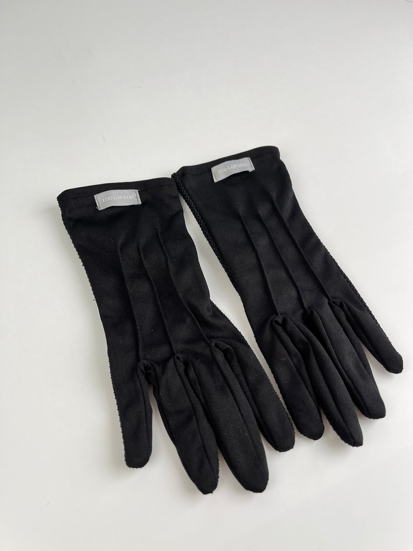 FOO-LON DOG Classic Soft Gloves – Lightweight Stretch Gloves for Everyday Comfort and Style
