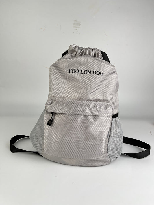 FOO-LON DOG Lightweight Drawstring Backpack – Waterproof Sports Bag with Front Pocket for Gym, Travel & Daily Use